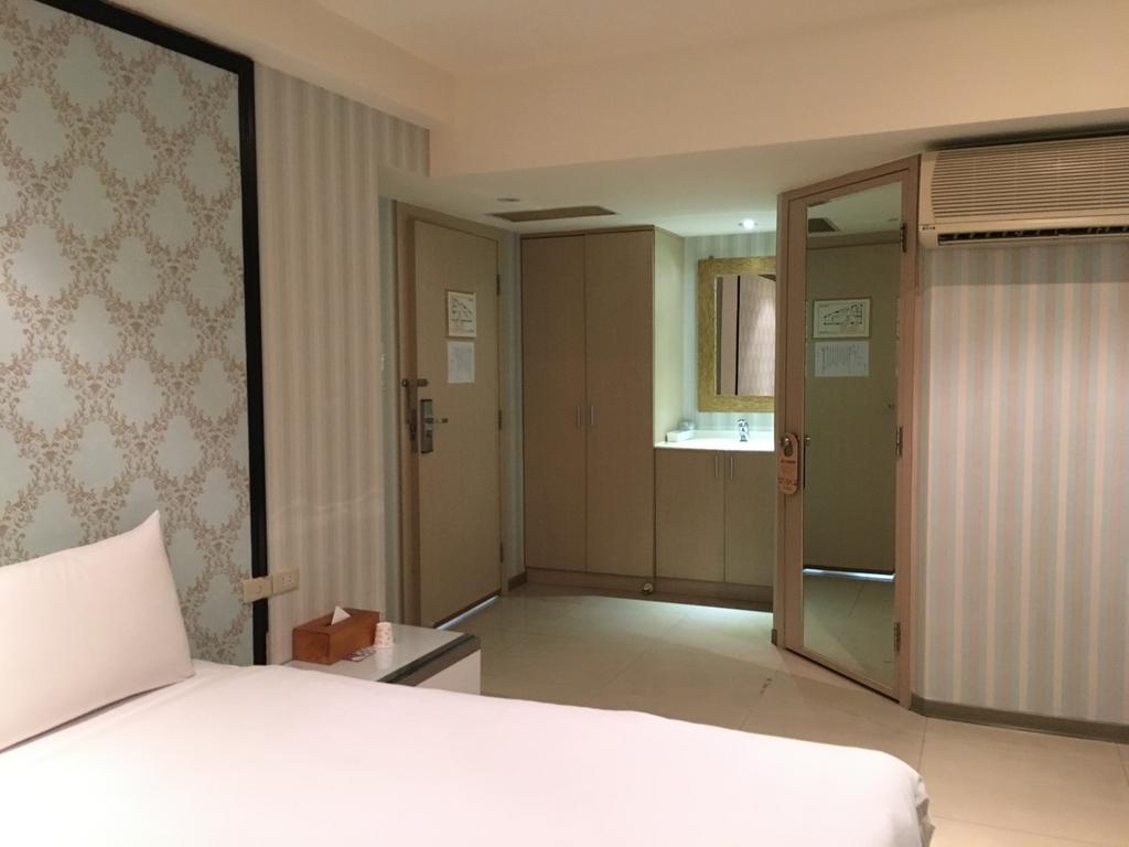 Daylight Hotel Чжунхэ Экстерьер фото