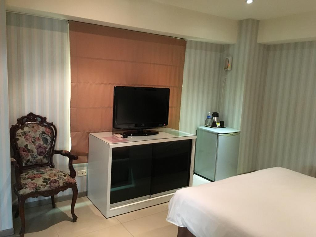 Daylight Hotel Чжунхэ Экстерьер фото